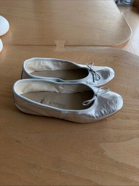 A.P.C. Metallic Silver Leather Ballet Flats with Bow